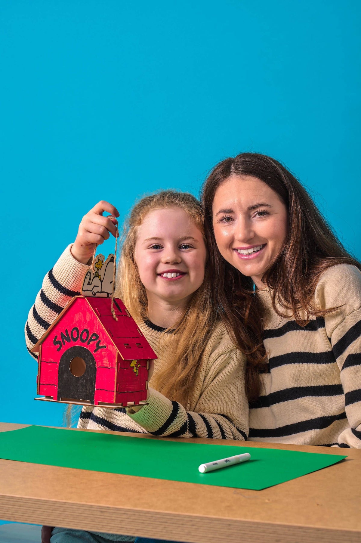 OOLY - OOLY x Peanuts: Color-in' Wooden Birdhouse Kit