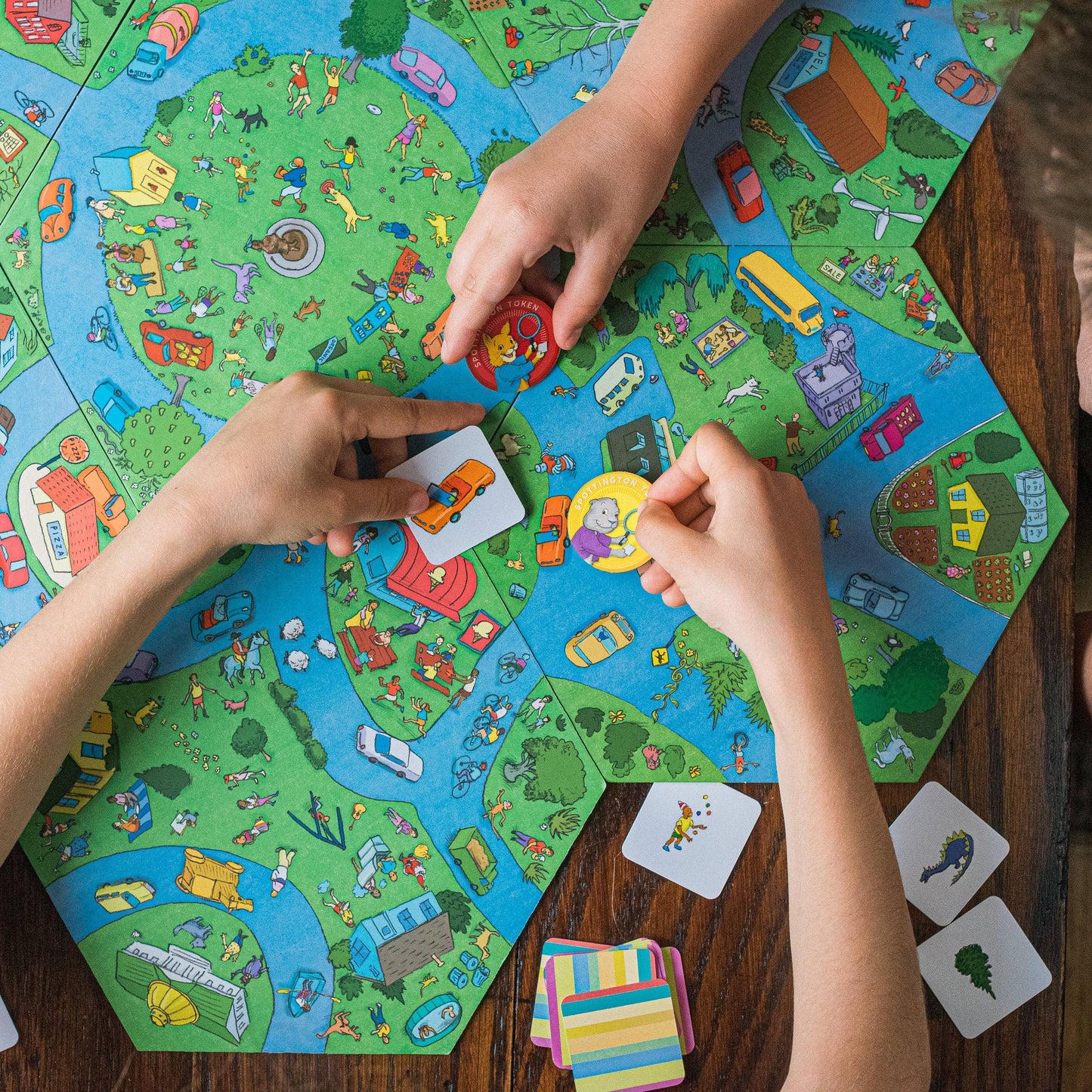 eeBoo - Spottington Board Game