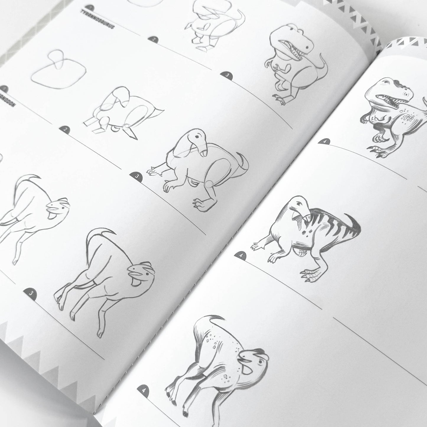 eeBoo - Learn to Draw Dinosaurs with Stickers