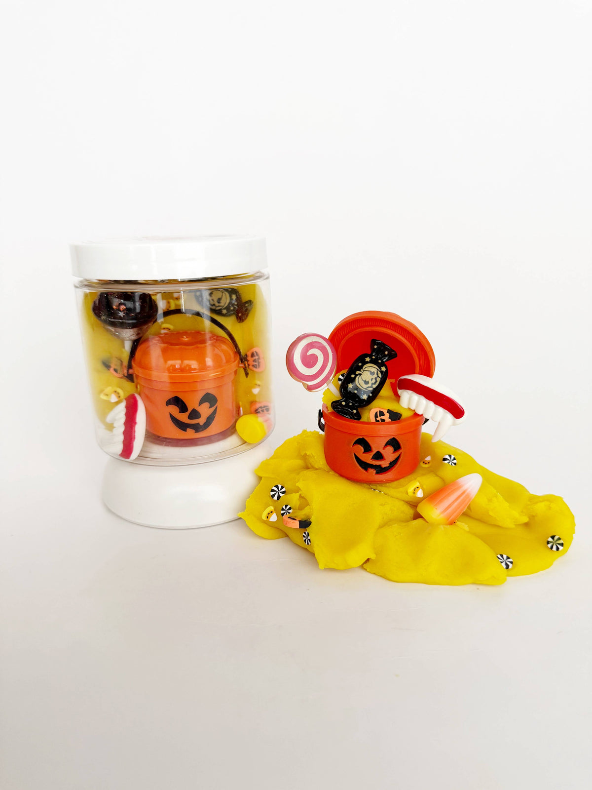 Earth Grown KidDoughs (KidDoughs by EGKD) - Trick or Treat Mini Dough-to-Go Assortment
