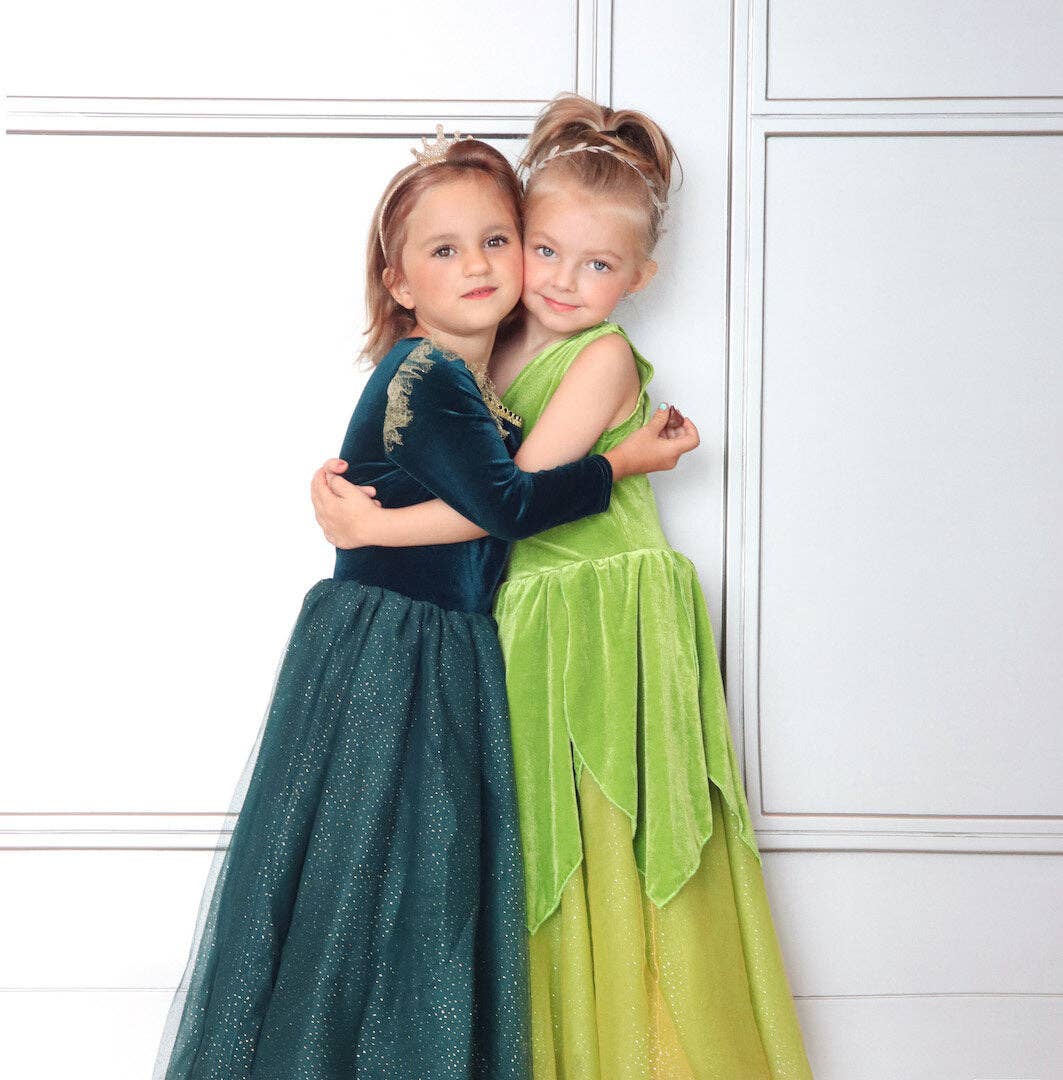 Joy Costumes by Teresita Orillac - The Brave Princess  dress: M (6-8 years)