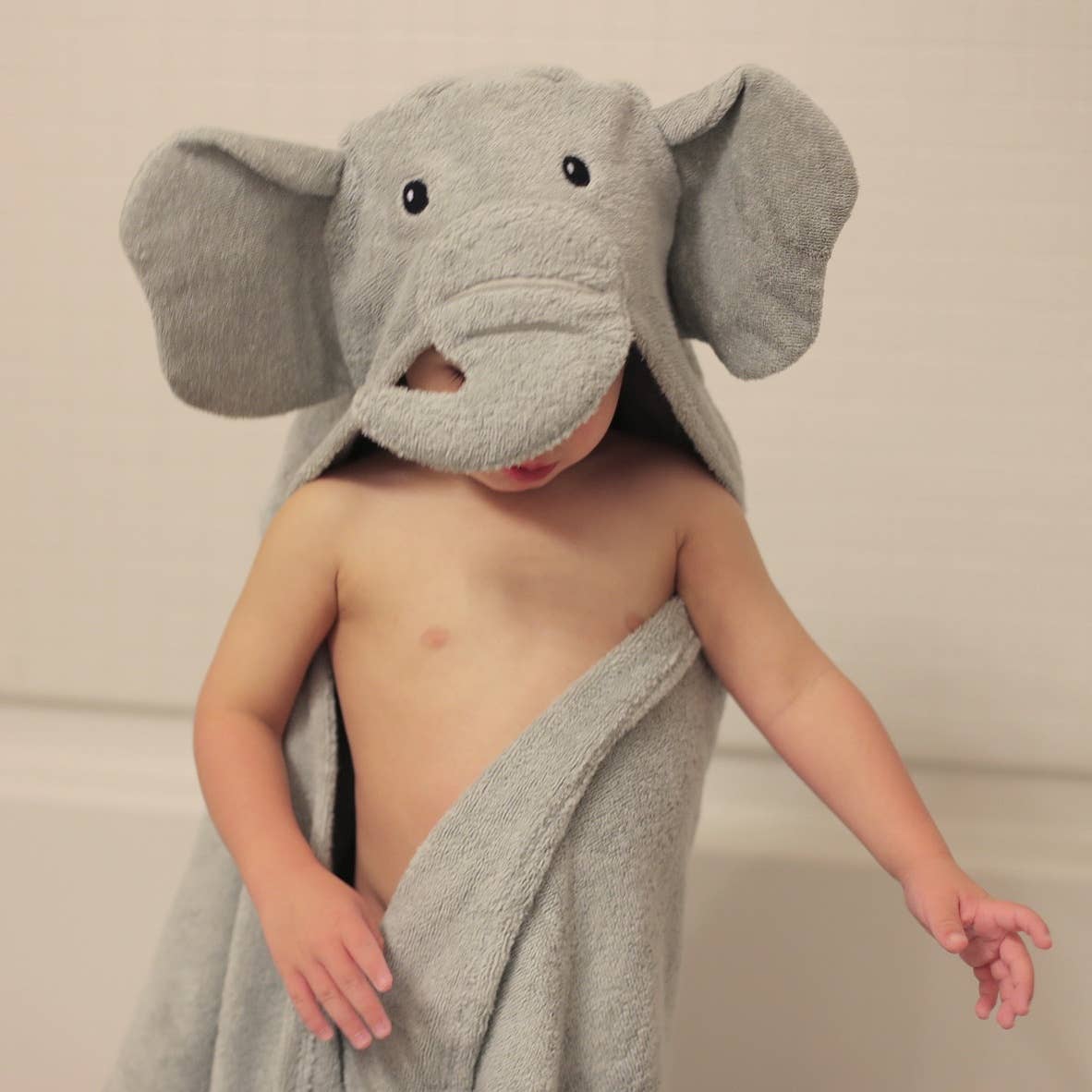 Yikes Twins - Elephant hooded towel for toddlers ages 2 to 8 years old