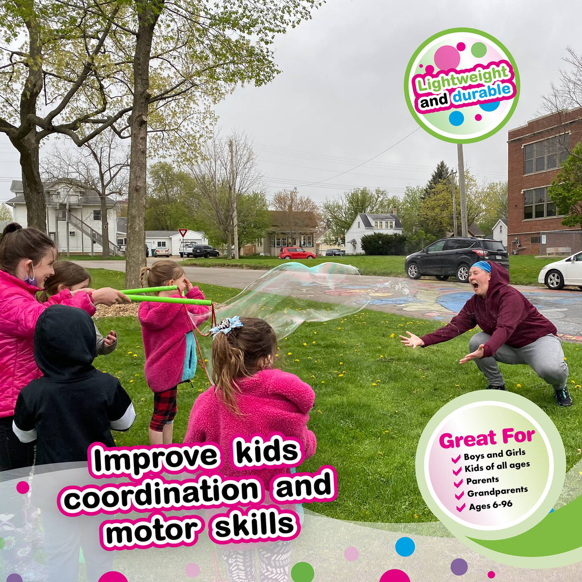 South Beach Bubbles - WOWmazing Giant Bubble Kit: Big Bubble Wands & Concentrate!