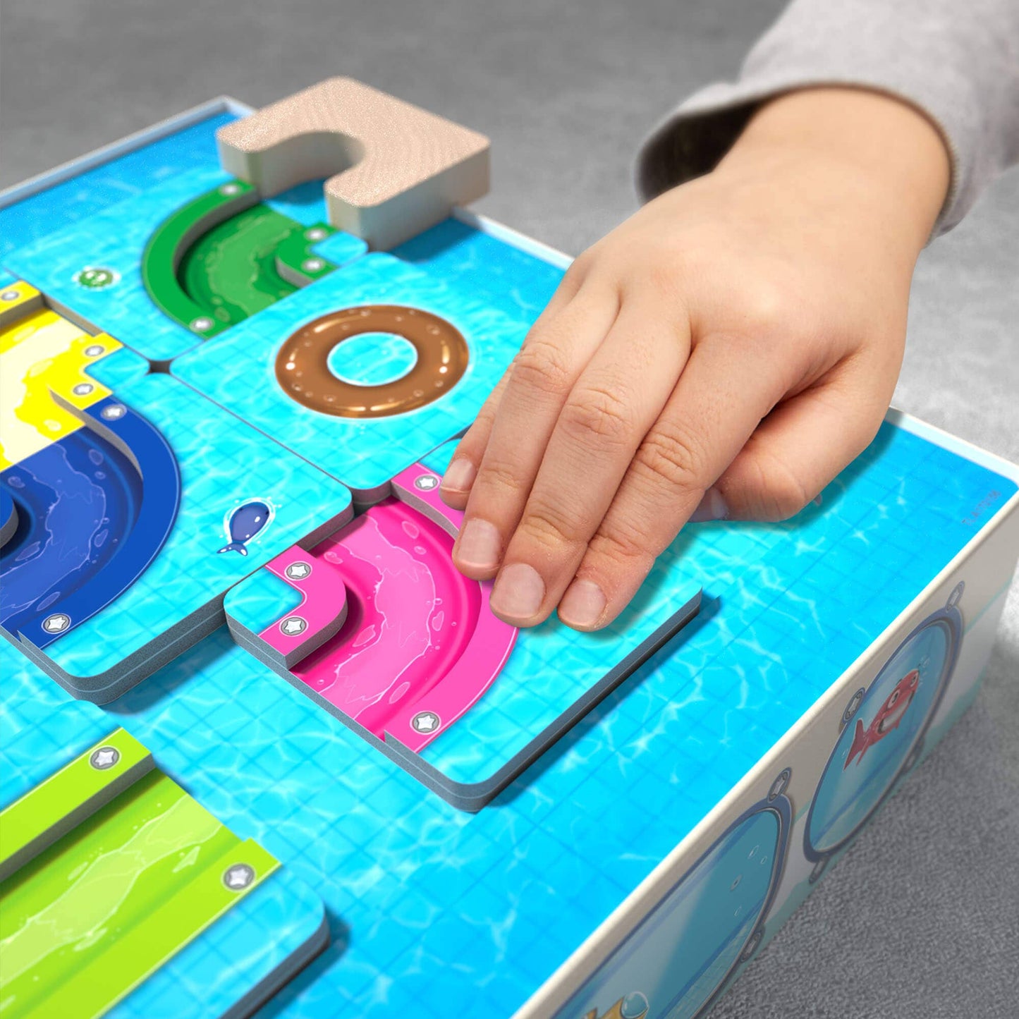 HABA USA - Logic! GAMES: Splash Labrynth