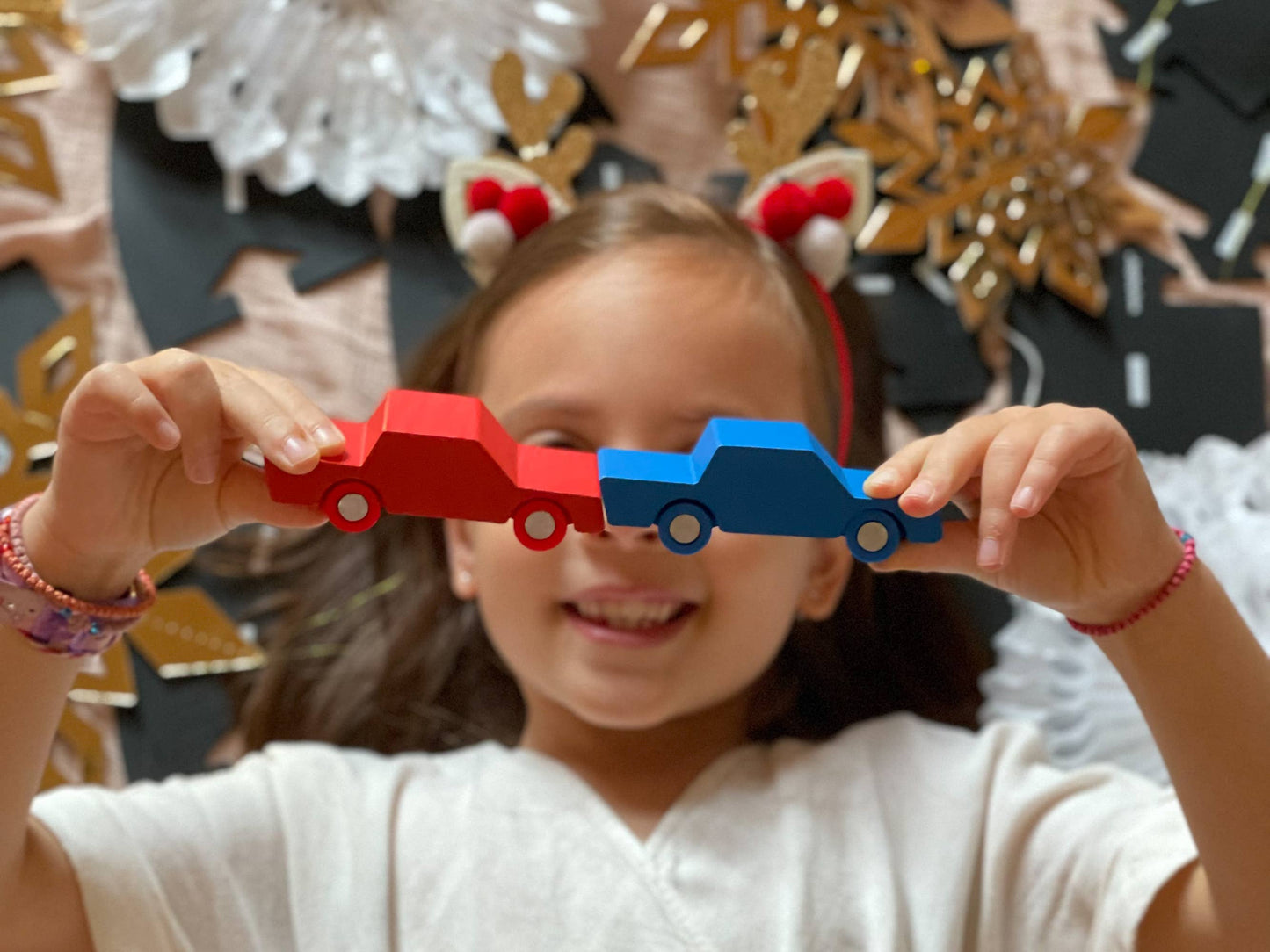 Waytoplay Toys - King of the Road - Extra Long Flexible Toy Road with Cars