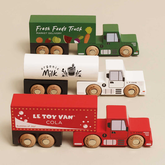 Le Toy Van, Inc. - Wooden Trailer Truck Set