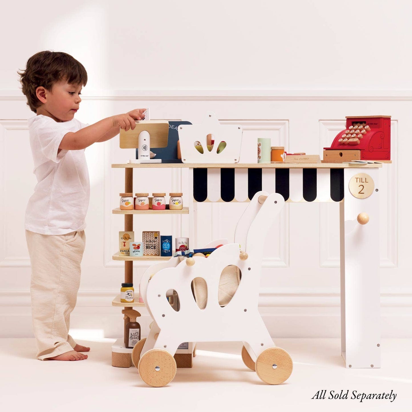 Le Toy Van, Inc. - Groceries Set & Scanner