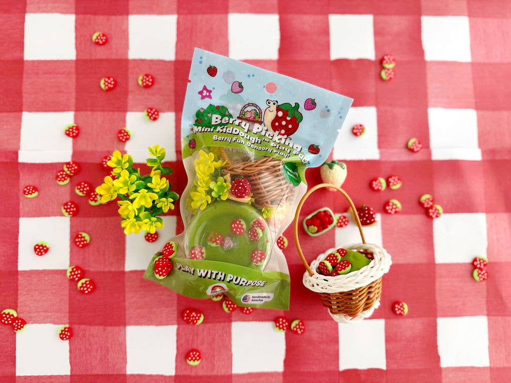 Earth Grown KidDoughs (KidDoughs by EGKD) - Berry Picking Mini Play Pack