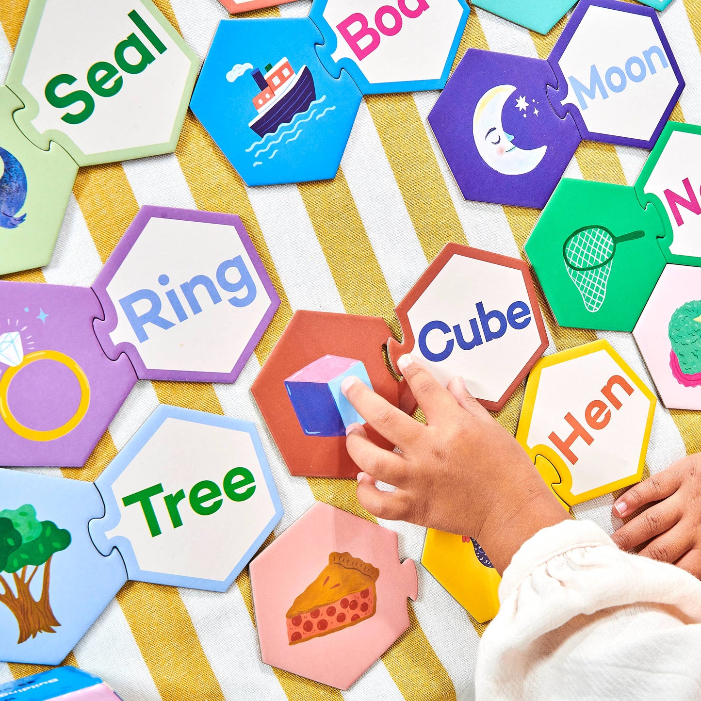 eeBoo - Simple Words Hexagon Puzzle Pairs