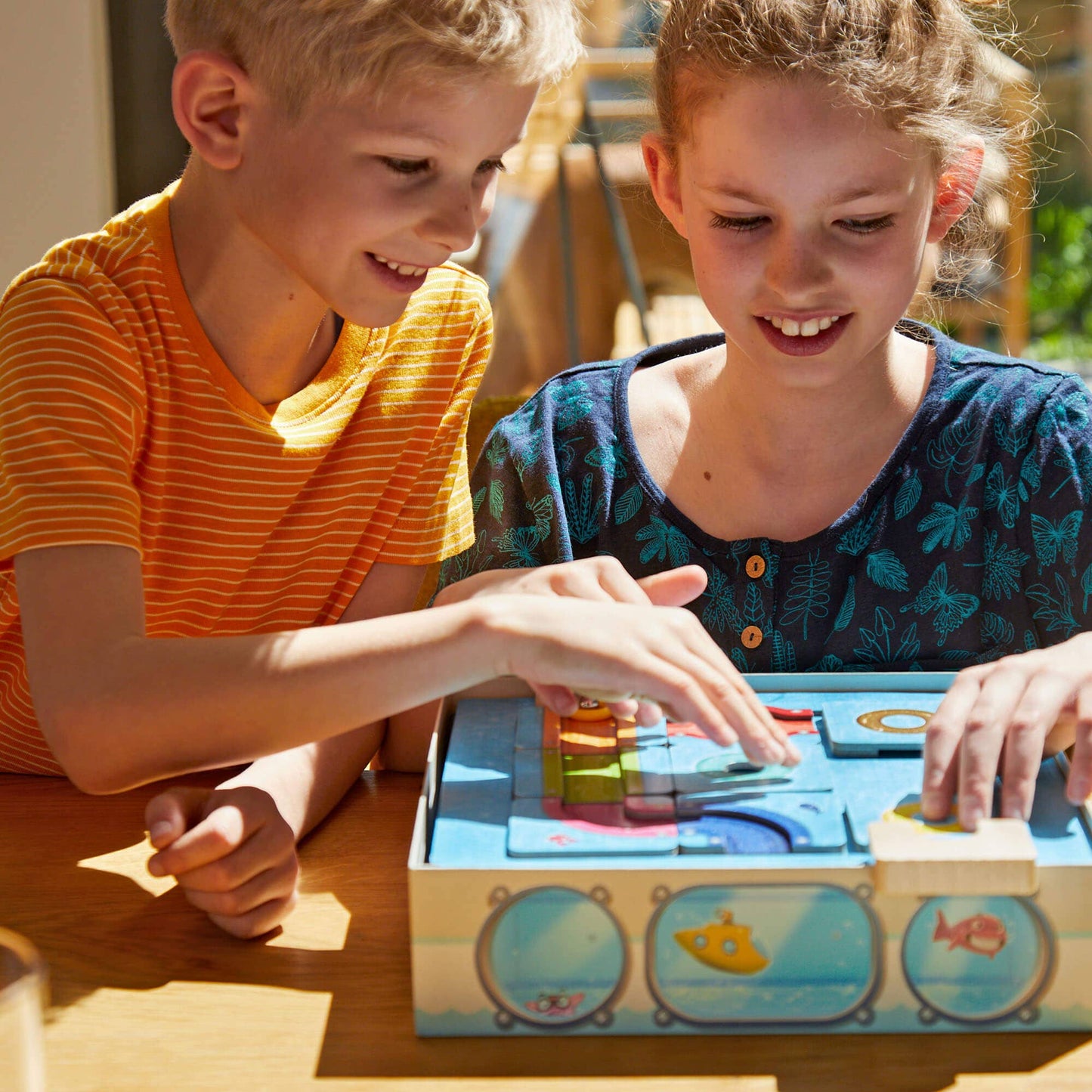 HABA USA - Logic! GAMES: Splash Labrynth