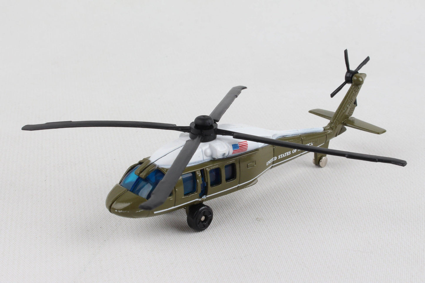 Daron Worldwide Trading - RW235 RUNWAY24 UH60 PRESIDENTIAL HELICOPTER