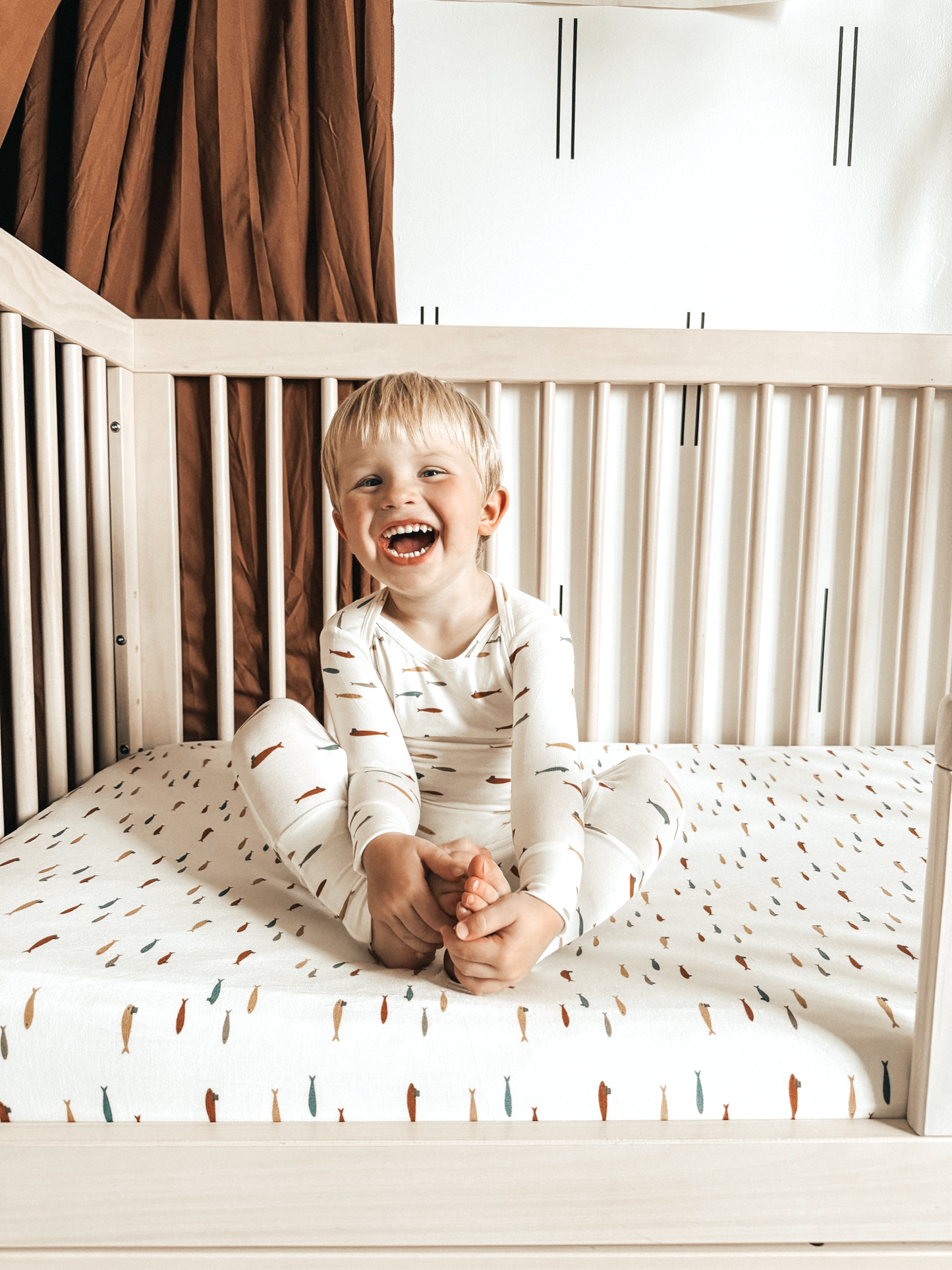 gunamuna - CONVERTIBLE PJ: 6-9m / Giraffe Maple