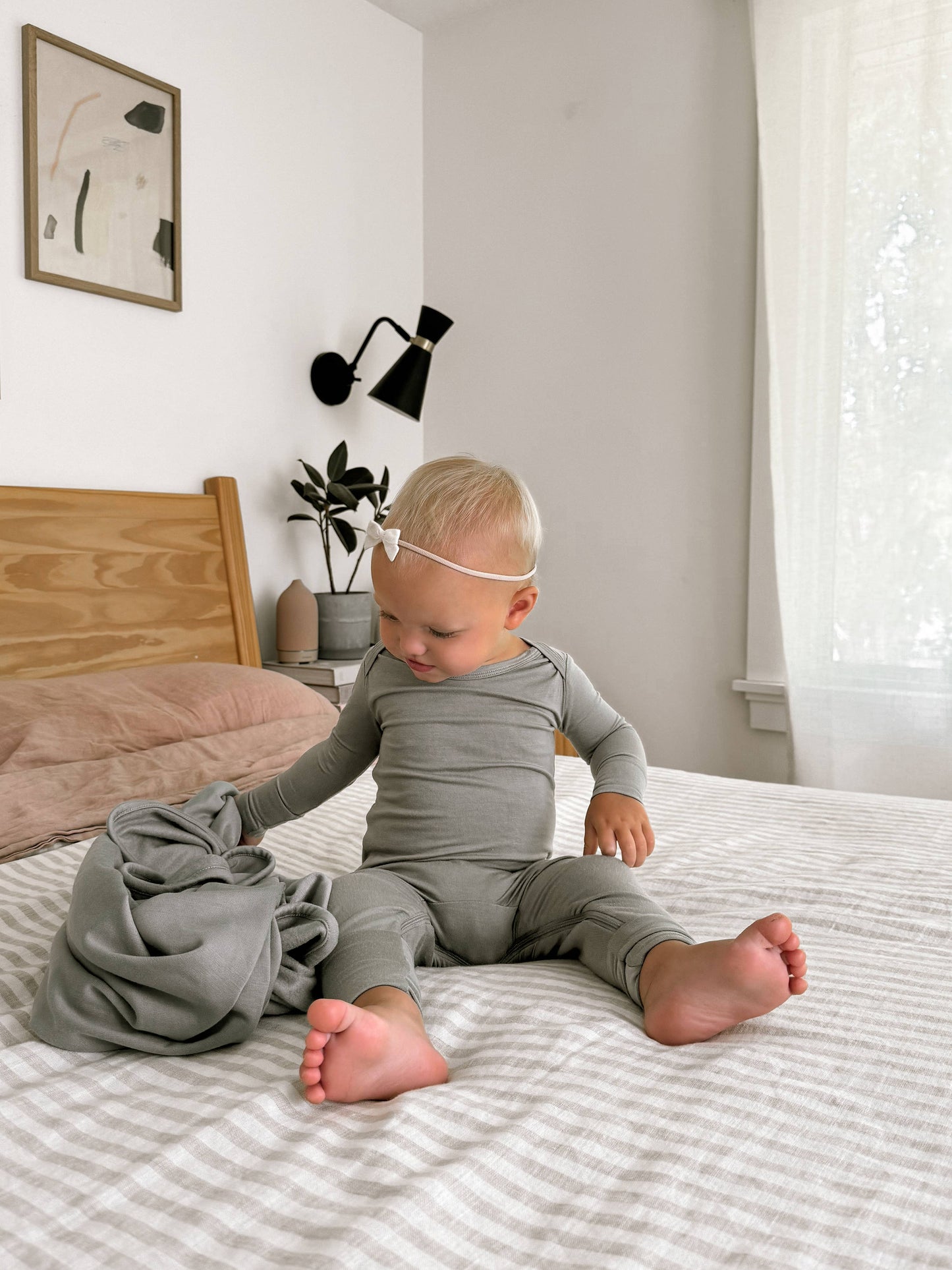 gunamuna - SS26 CONVERTIBLE PJ: Up up and away / 18-24M