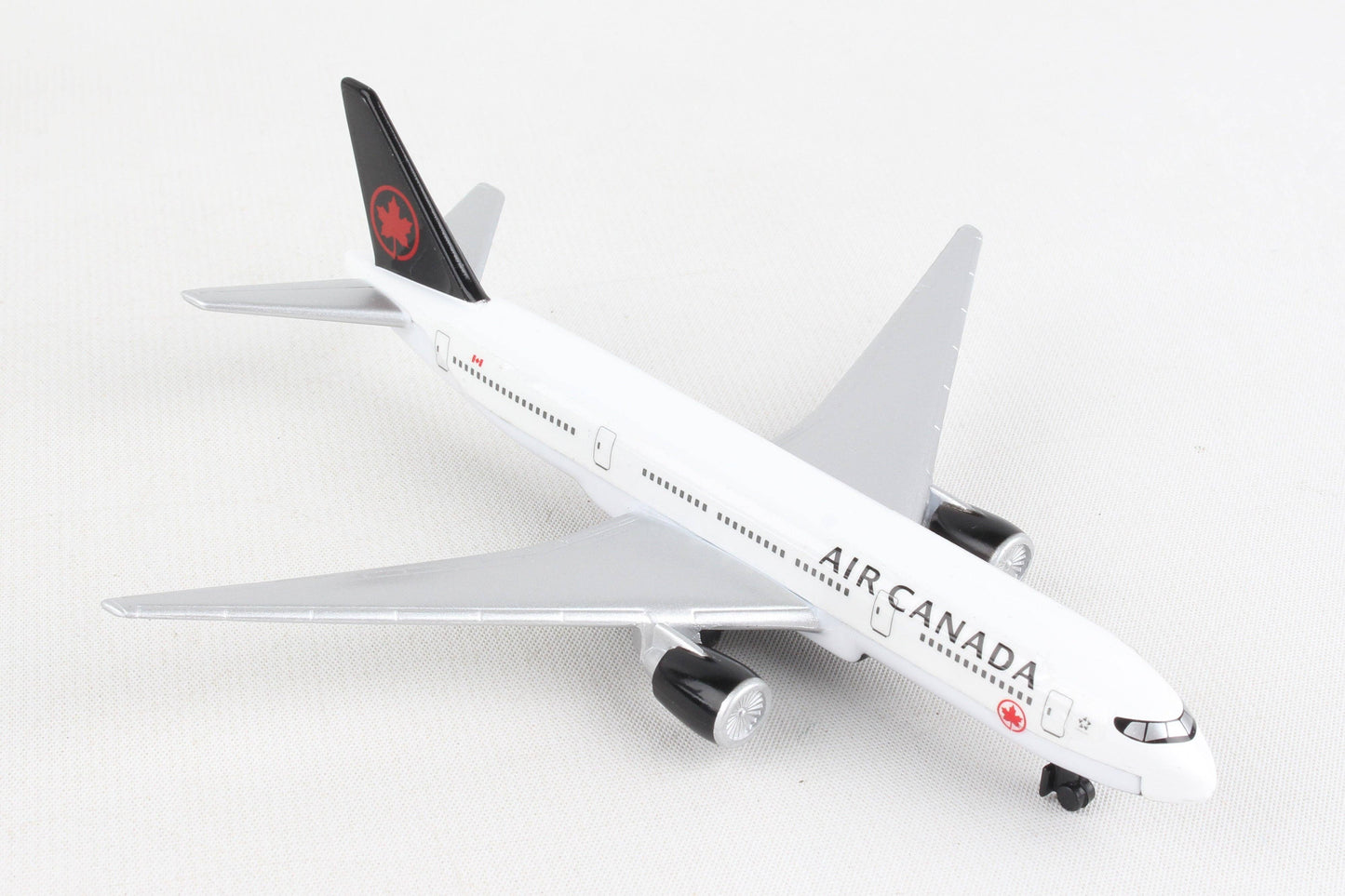 Daron Worldwide Trading - RT5884-1 Air Canada Single Plane by Daron Toys