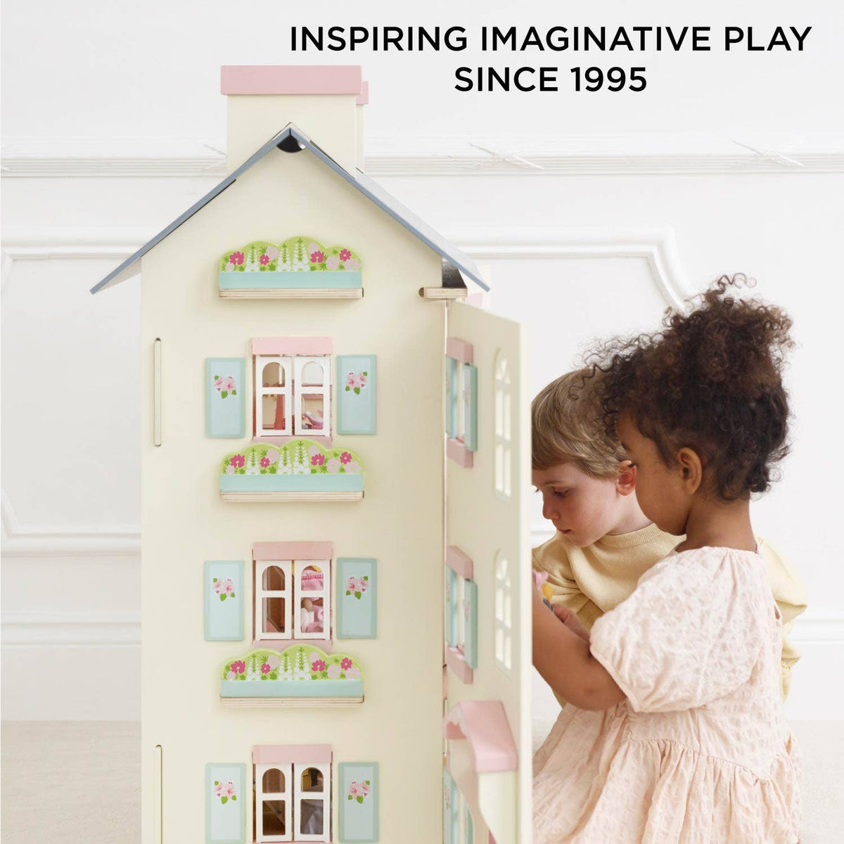 Le Toy Van, Inc. - Cherry Tree Hall Wooden Dolls House