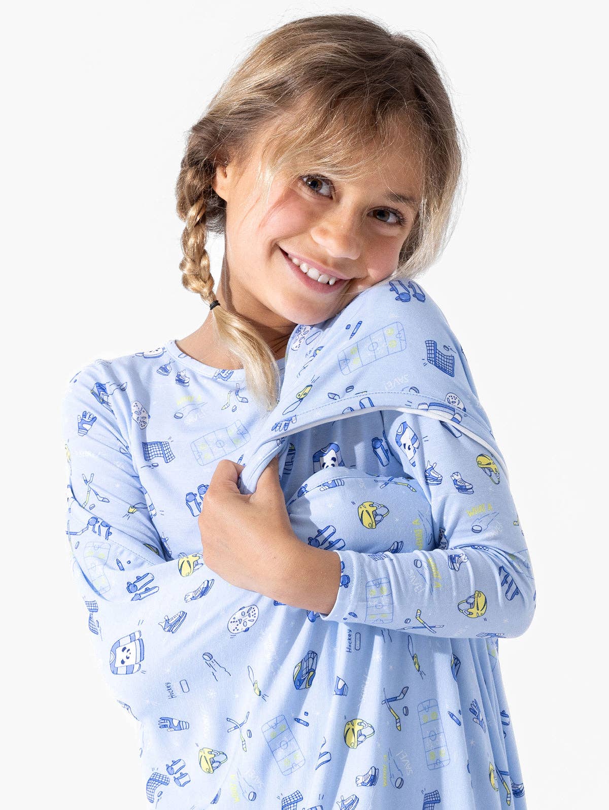 Bellabu Bear - Hockey Bamboo Blanket: 45 x 60 in