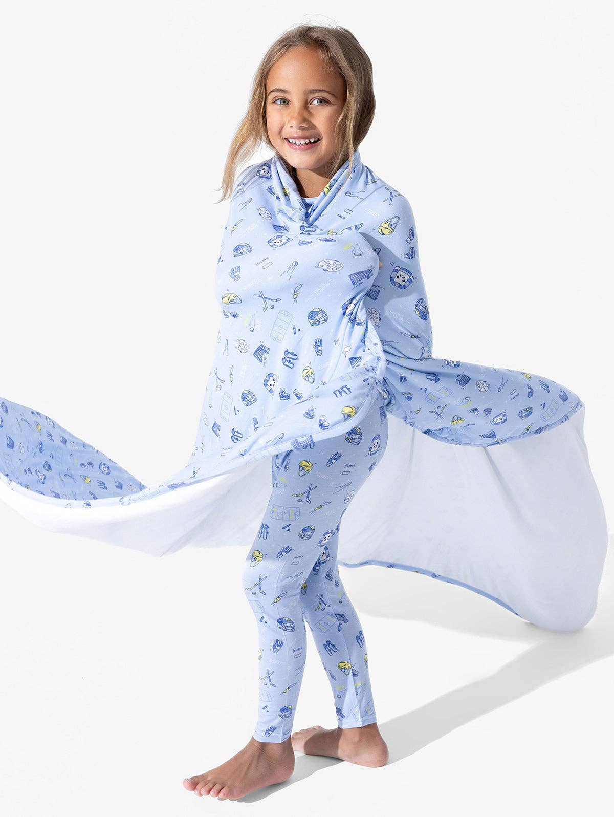 Bellabu Bear - Hockey Bamboo Blanket: 45 x 60 in