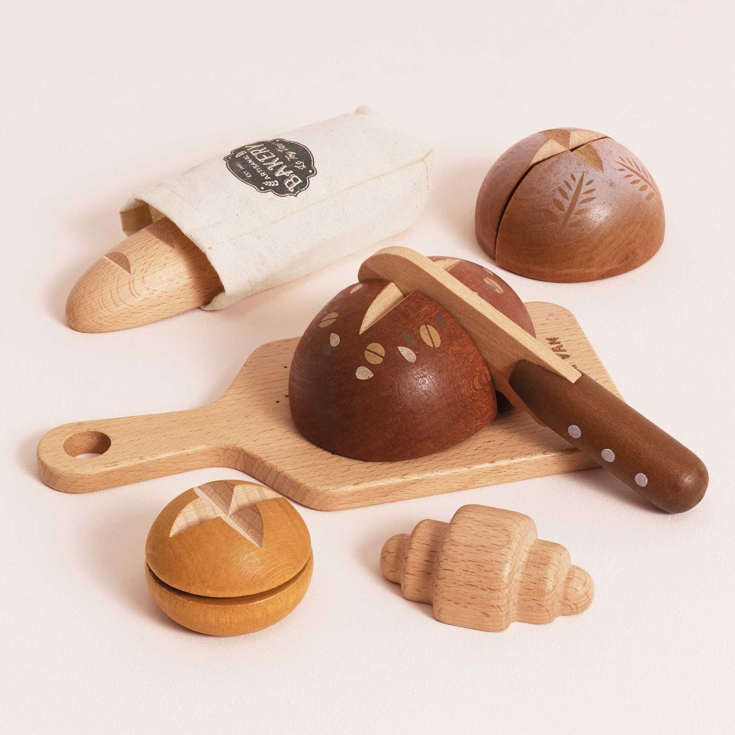 Le Toy Van, Inc. - Artisan Bread and Knife Set