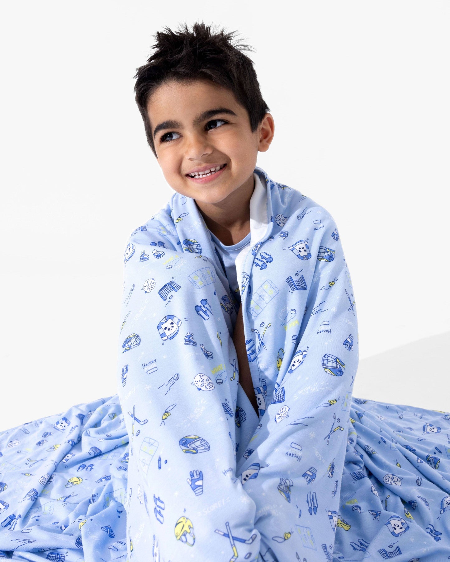 Bellabu Bear - Hockey Bamboo Blanket: 45 x 60 in