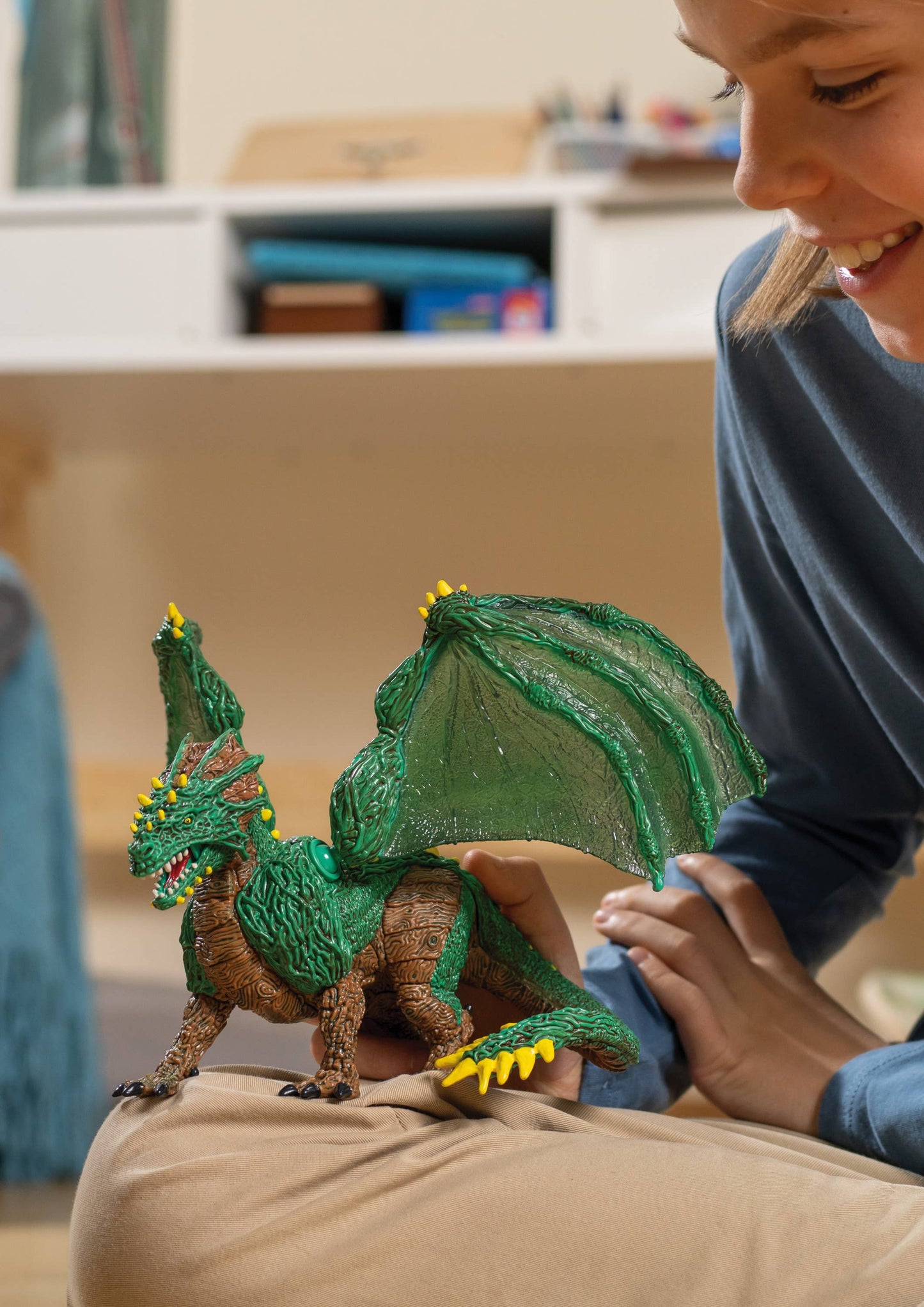 Schleich - Jungle Dragon Mythical Creature Toy with Movable Wings