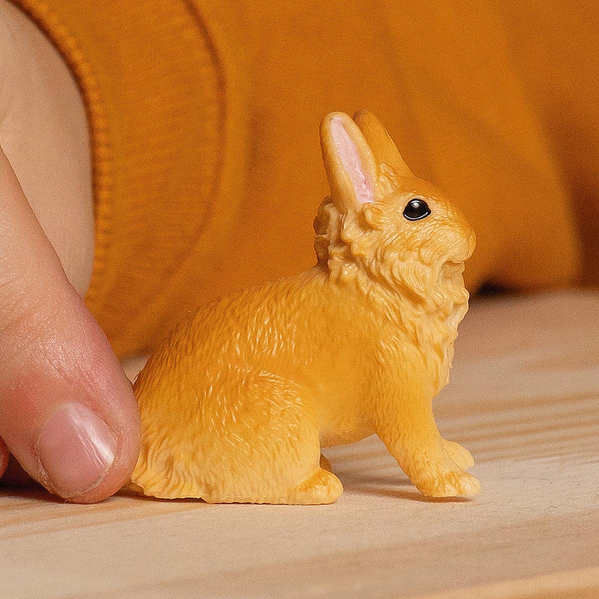 Schleich - Lionhead Rabbit Farm  Animal Toy