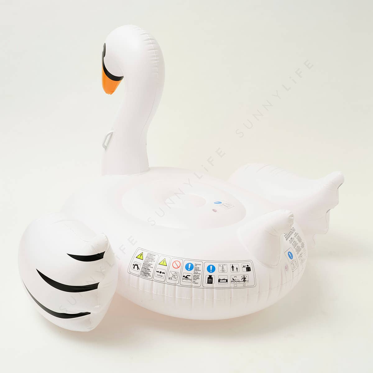 Sunnylife - The Resort Original Luxe Ride-On Float Swan White on White