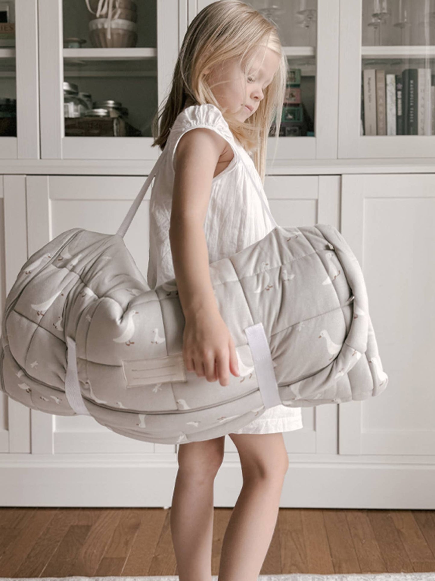 gunamuna - SS26 NAP MAT : Tutu goose