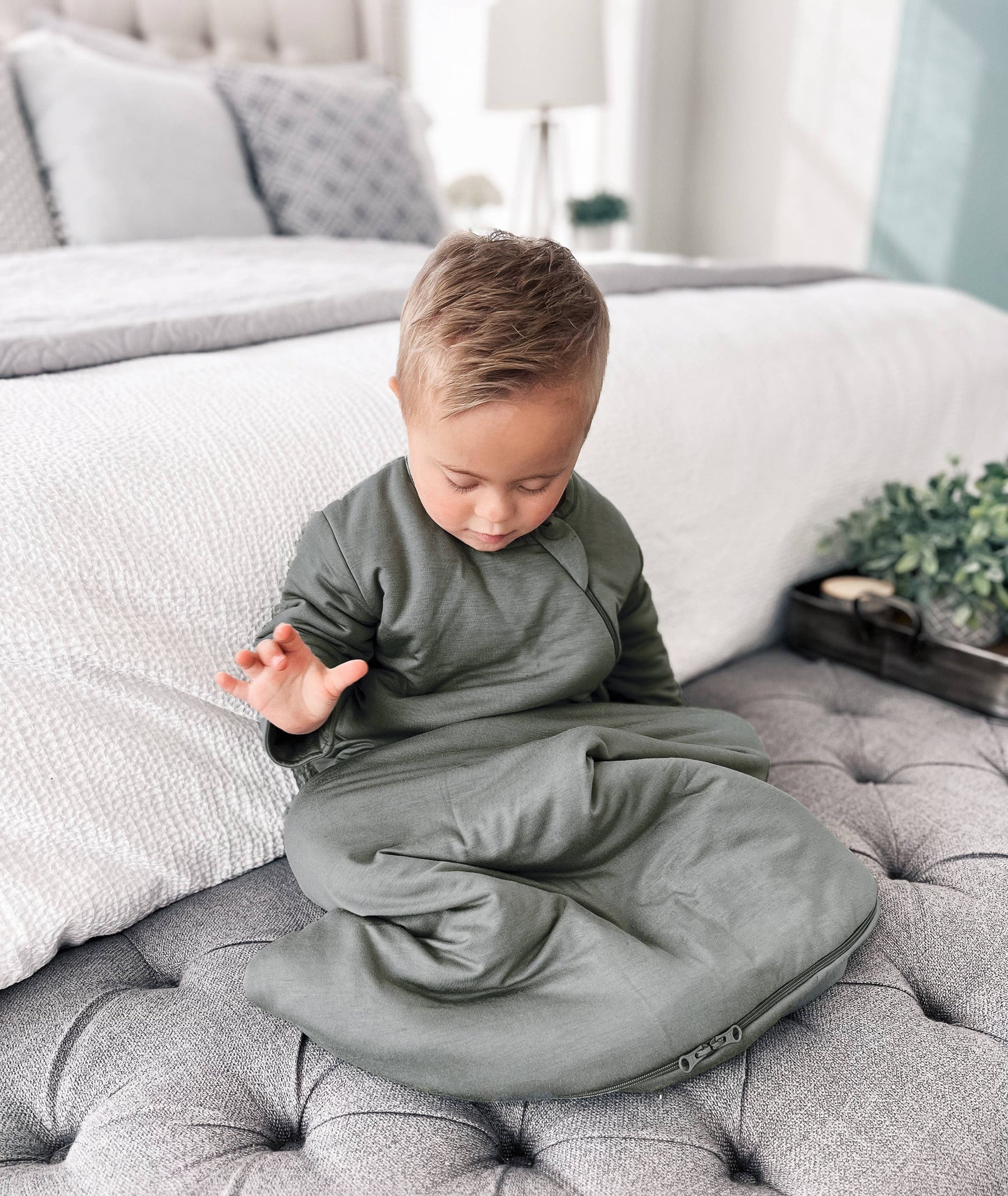 gunamuna - FW24 LONG SLEEVE SLEEP BAG : Fish with a hat / 3-9M / 1.0