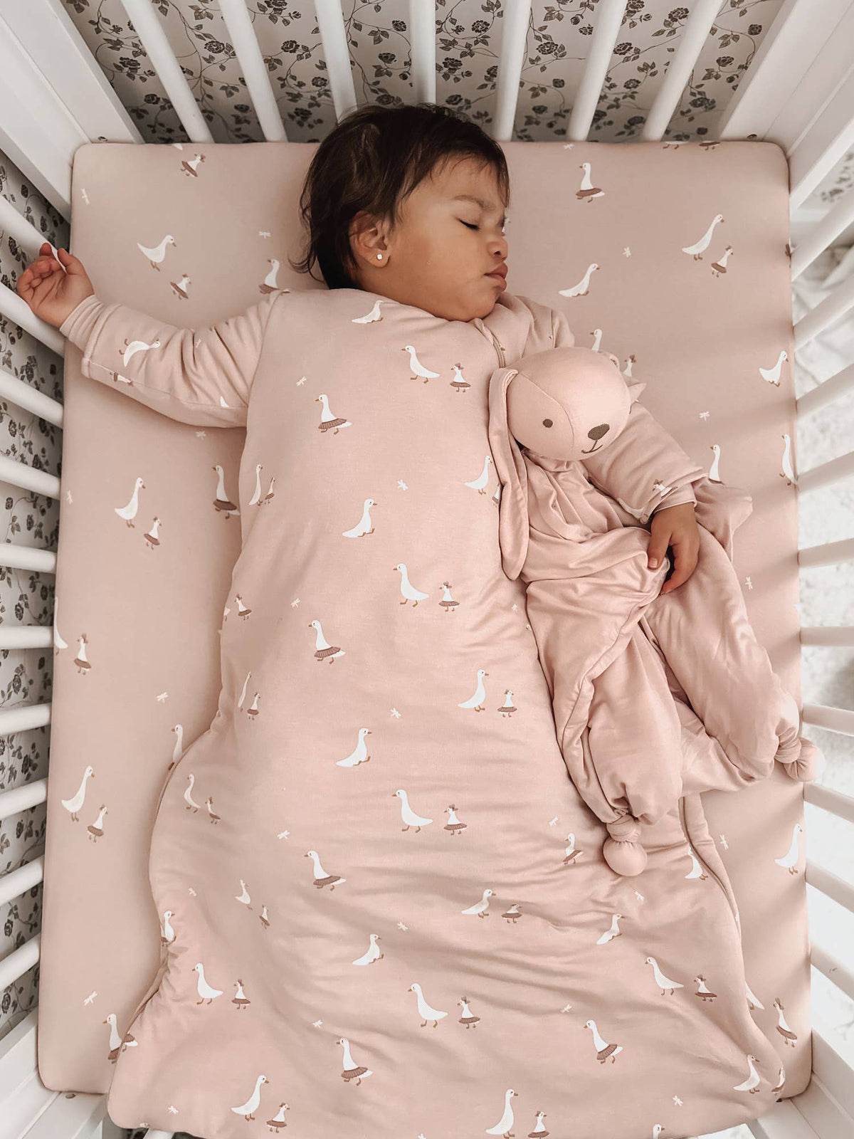 gunamuna - FW26 Long Sleeve Sleep Sack 2.5: Woof / 24-36m